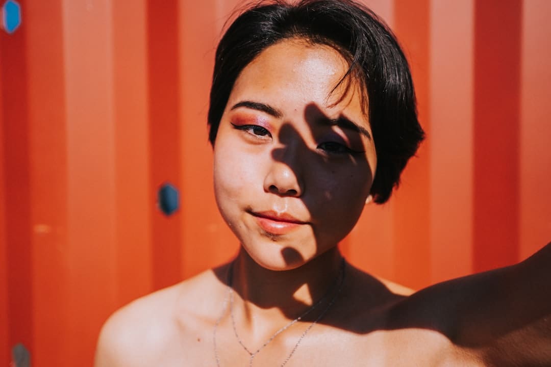张子枫文淇李庚希VOGUE金九封面 展现女性多元魅力